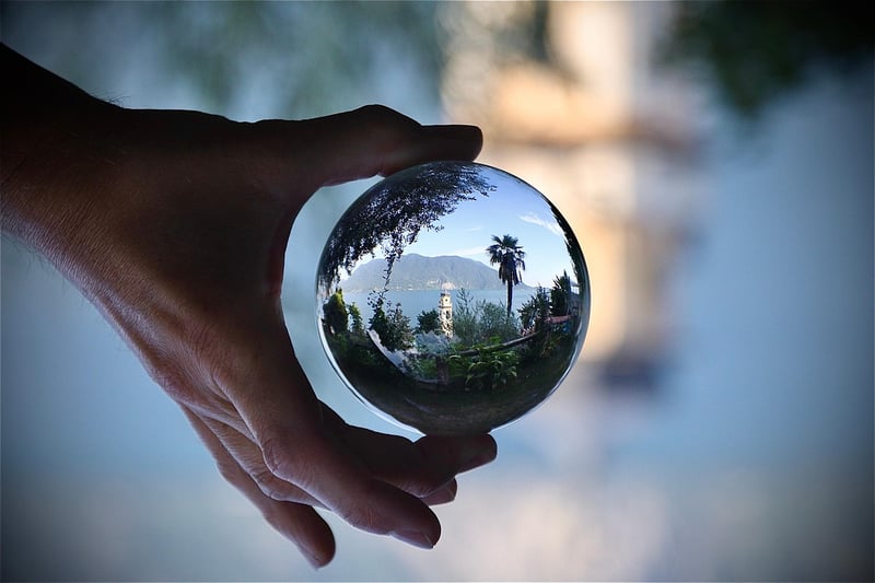 Crystal Ball Centerpieces